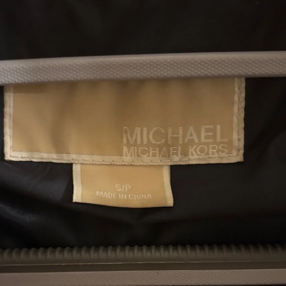 Michael Kors Long Navy Blue Puffer Jacket - Picture 2 of 4